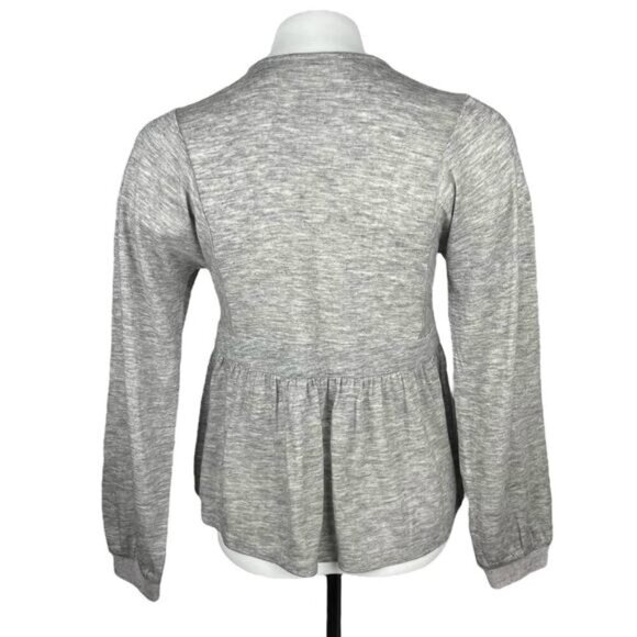 THML Anthropologie Boho V Neck Floral Embroidered Top Sz XS Gray - Picture 3 of 5